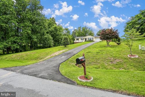 25520 Jonnie Ct, GAITHERSBURG, MD, 20882-3422 | Card Image