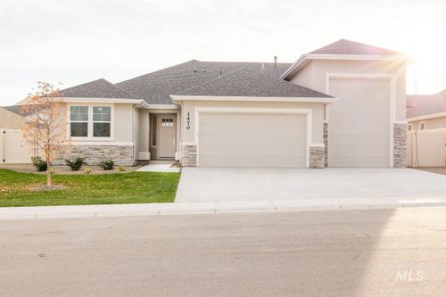 1470 Panama Ave, Emmett, ID, 83617-5449 | Card Image