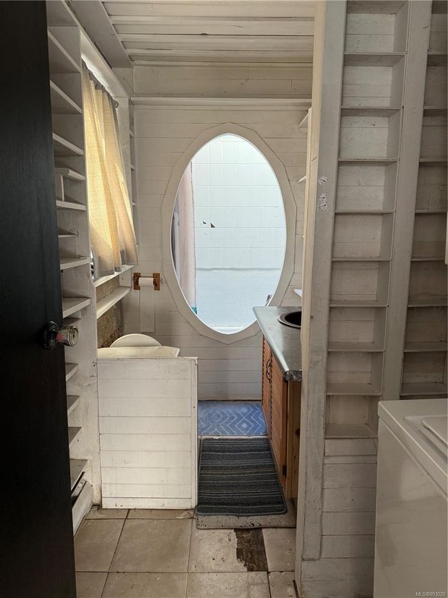 53 Cottonwood Rd, House other with 3 bedrooms, 1 bathrooms and 3 parking in Alert Bay BC | Image 9