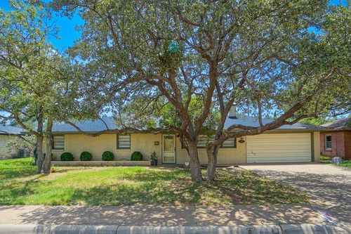 1605 Mcclintic St, Midland, TX, 79701-4045 | Card Image