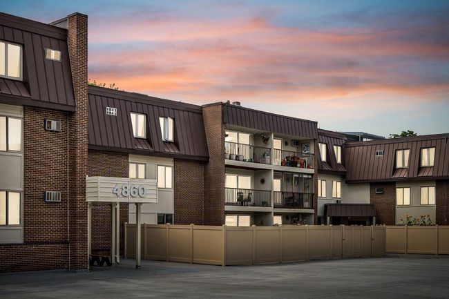 Exterior.jpg | Image 17