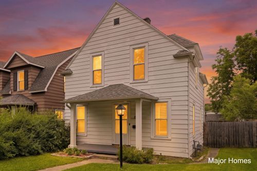 839 Crescent St Ne, Grand Rapids, MI, 49503-3503 | Card Image