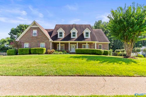122 Navaho Trl, Huntsville, AL, 35806-1282 | Card Image