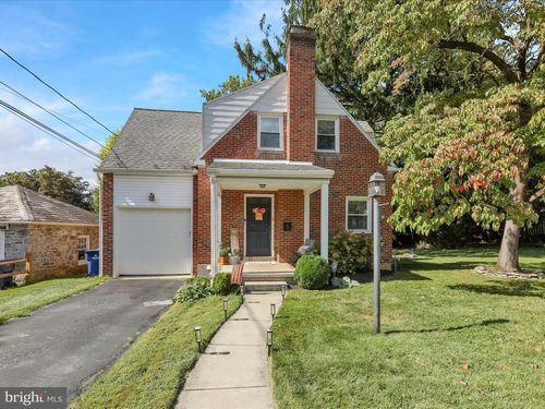 5 Leland Ave, WEST LAWN, PA, 19609-2448 | Card Image