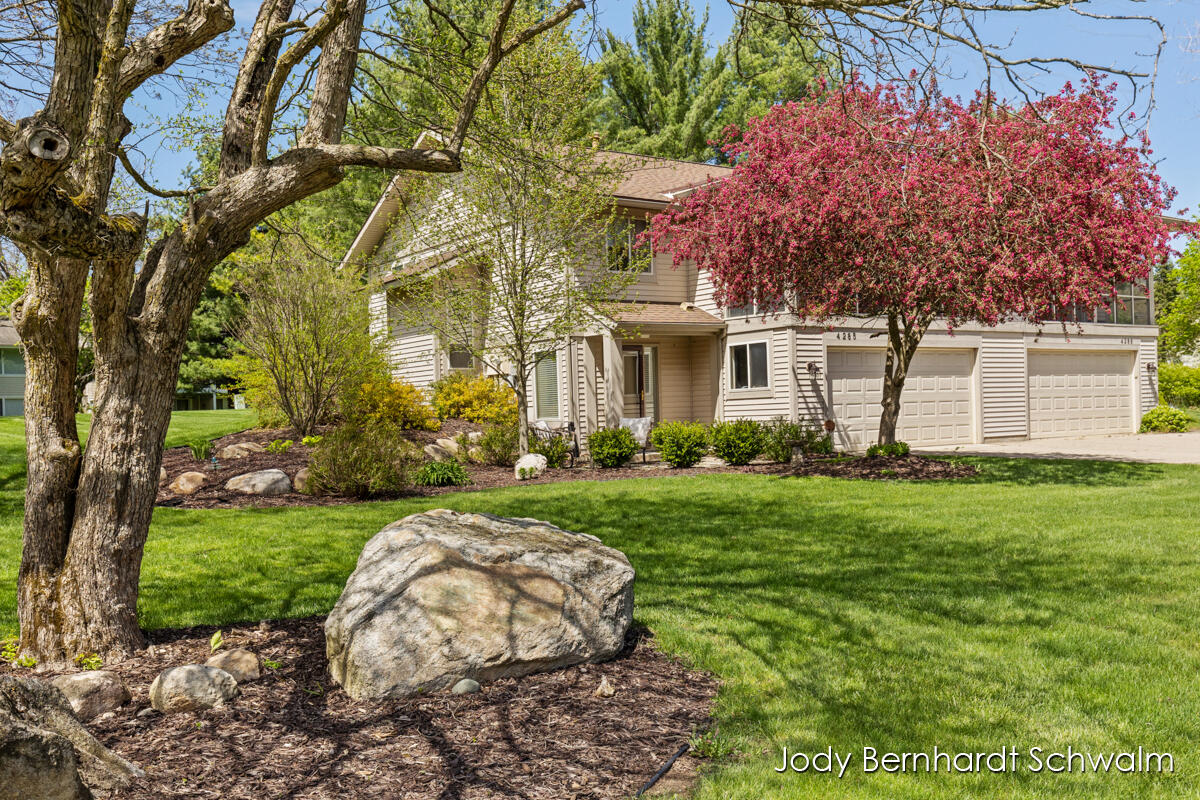 Millpond Dr, Rockford, MI 49341