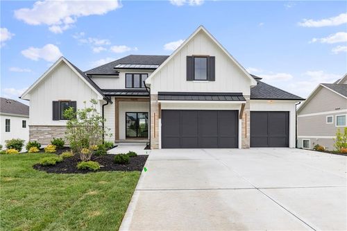 10675 W 142nd Ter, Overland Park, KS, 66221-8253 | Card Image