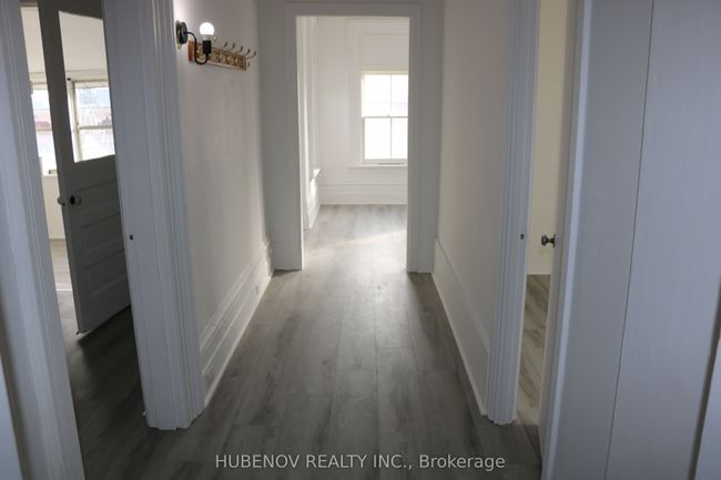 65/67 Holland St W, Home with 7 bedrooms, 6 bathrooms and 7 parking in Bradford West Gwillimbury ON | Image 6