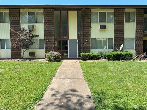 apt-f-7571 Hazelcrest Dr, Hazelwood, MO, 63042-2277 | Card Image