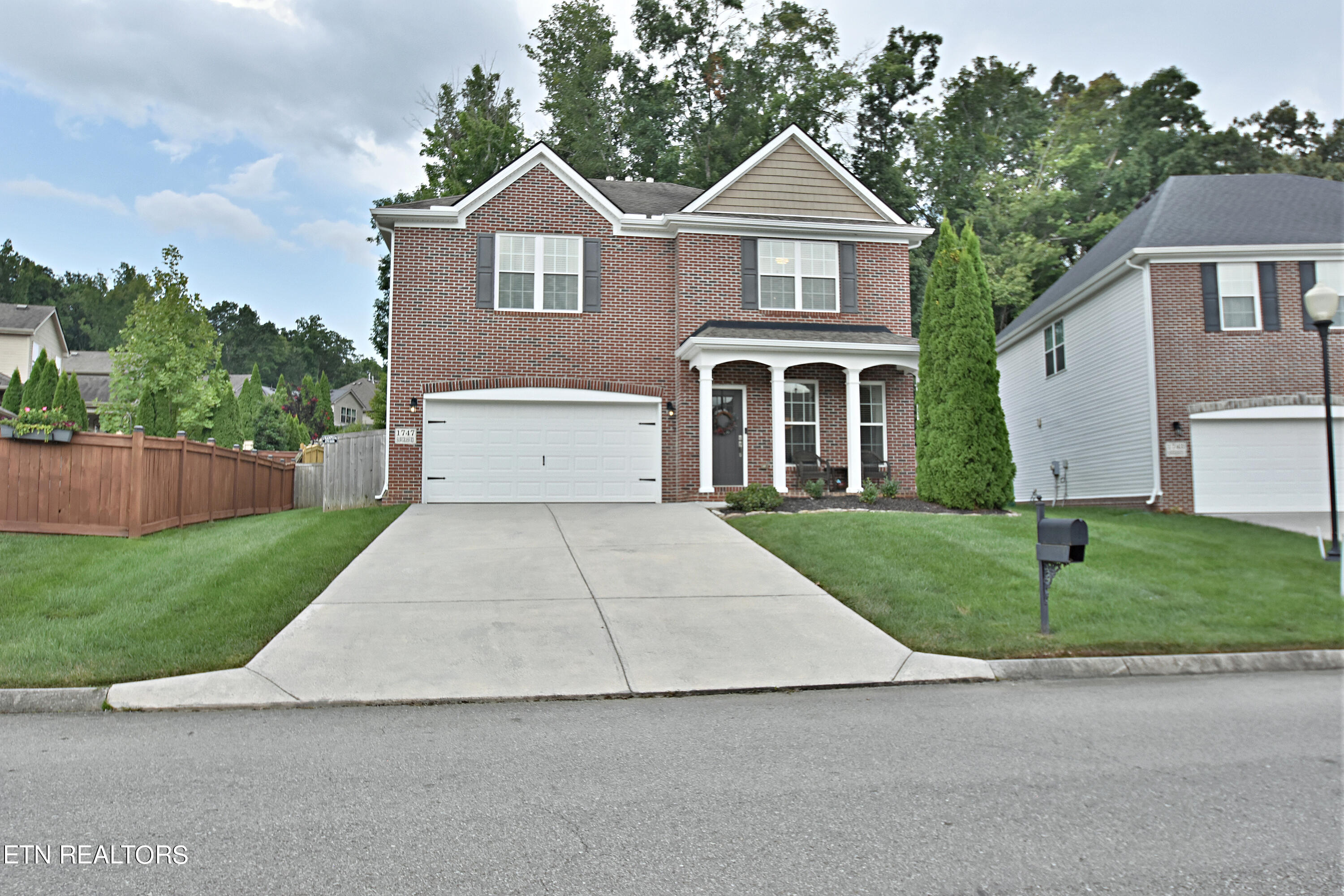 Sawgrass Rd, Knoxville, TN 37922