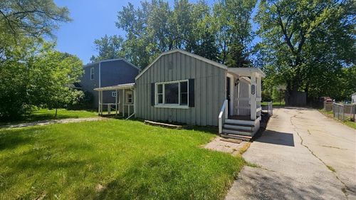 6068 Grove Ave, Grand Blanc, MI, 48439-5046 | Card Image