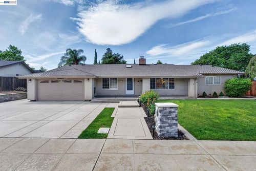 1147 Lomitas Ave, Livermore, CA, 94550-6437 | Card Image