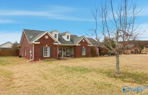 110 Hickory Gln, Huntsville, AL, 35811-7955 | Card Image