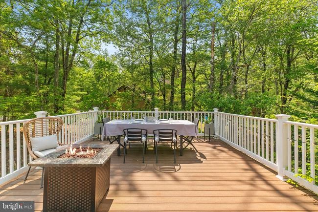 7 Red Oak Rd, House other with 3 bedrooms, 3 bathrooms and null parking in Lake Harmony PA | Image 58