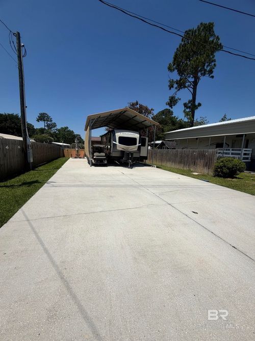 62 Buena Vista Dr, Lillian, AL, 36549-5308 | Card Image