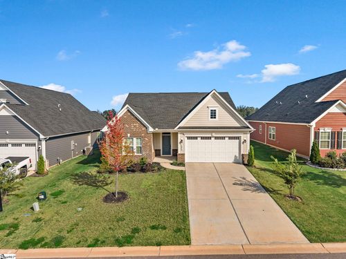 7056 Glass Ct, Spartanburg, SC, 29307-3870 | Card Image