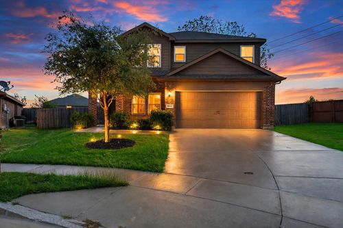 8641 Fawn Hill Ct, Fort Worth, TX, 76134-5366 | Card Image