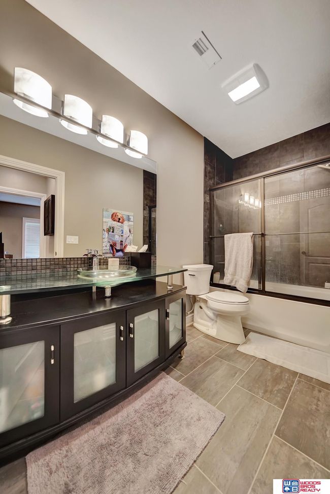 2020 Ridgeline Dr, House other with 5 bedrooms, 4 bathrooms and 3 parking in Lincoln NE | Image 61