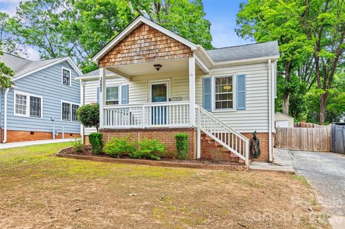 3225 Commonwealth Ave, Charlotte, NC, 28205-6224 | Card Image