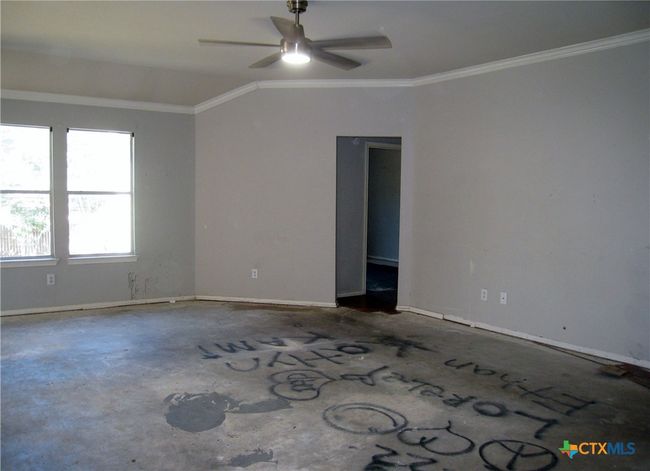 274 Spring Dr, House other with 4 bedrooms, 2 bathrooms and null parking in Kyle TX | Image 5