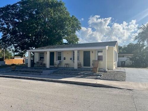 1202 S M St, Lake Worth Beach, FL, 33460-5615 | Card Image