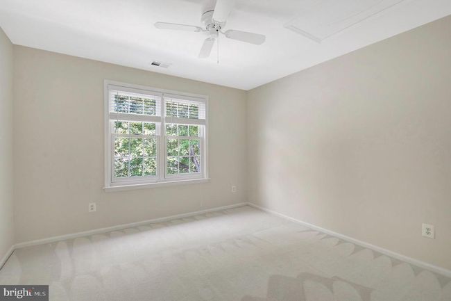 13717 Currant Loop, Townhouse with 3 bedrooms, 3 bathrooms and null parking in GAINESVILLE VA | Image 34