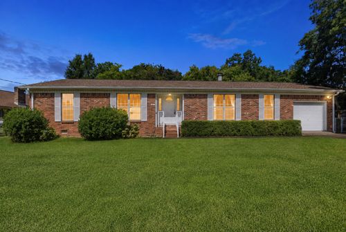 102 Cape Dr Nw, Fort Walton Beach, FL, 32548-4007 | Card Image