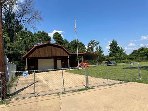 381 Ma County Road 3637, Jefferson, TX, 75657-5930 | Card Image