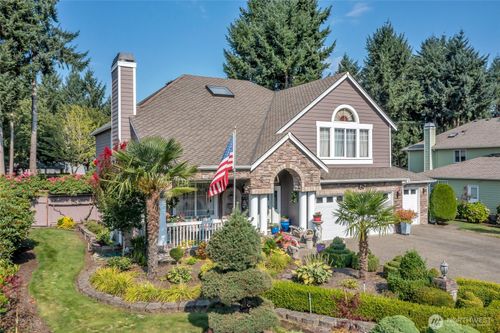630 Calistoga St Se, Olympia, WA, 98513-6840 | Card Image