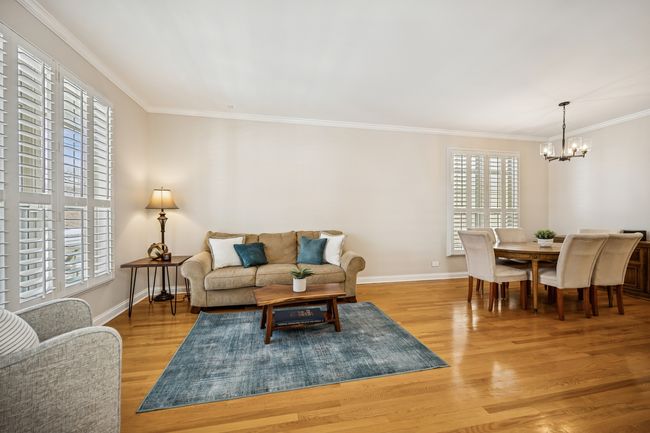 2306 Sundrop Dr, House other with 3 bedrooms, 4 bathrooms and 2 parking in Glenview IL | Image 4