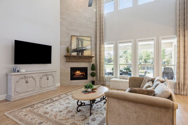 717 Sir Barton Trl, House other with 5 bedrooms, 6 bathrooms and null parking in Keller TX | Image 7