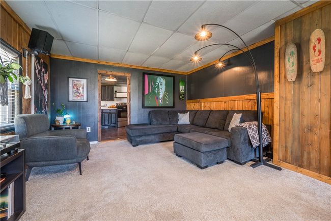 337 Whitestown Rd, House other with 3 bedrooms, 1 bathrooms and 6 parking in Butler PA | Image 9