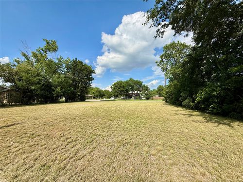 1007 Pancho Street, Lockhart, TX, 78644 | Card Image