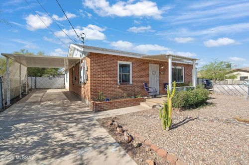 438 E Alturas St, Tucson, AZ, 85705-4707 | Card Image