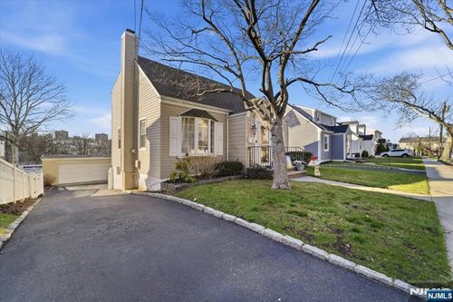 21 Park Pl, Kearny, NJ, 07032-1636 | Card Image