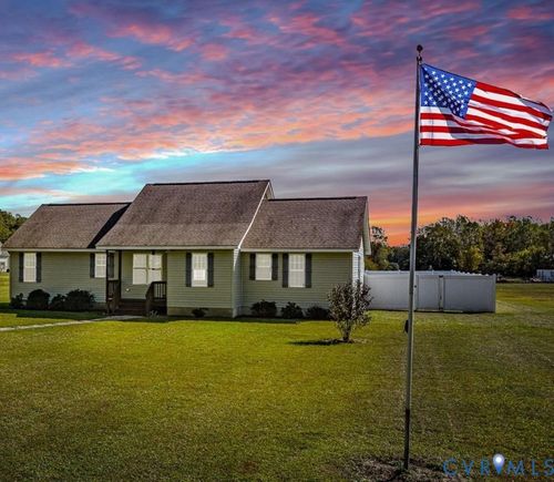 702 Old Glebe Point Rd, Burgess, VA, 22432-2012 | Card Image