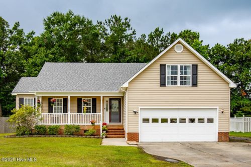 109 Hilda Dr, New Bern, NC, 28562-9113 | Card Image