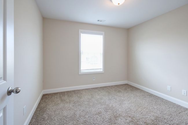 1029 Charles Thomas Dr, House other with 3 bedrooms, 2 bathrooms and 2 parking in Clarksville TN | Image 25