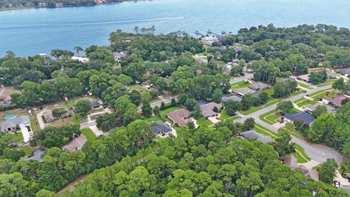 157 Red Maple Way, Niceville, FL, 32578-3746 | Card Image