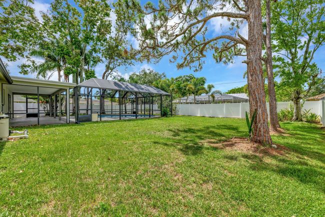 208 Sw Langfield Ave, House other with 3 bedrooms, 2 bathrooms and null parking in Port St. Lucie FL | Image 37