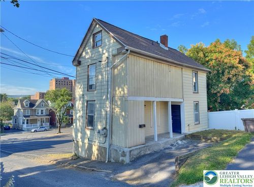 913 Masslich St, BETHLEHEM, PA, 18018-2710 | Card Image