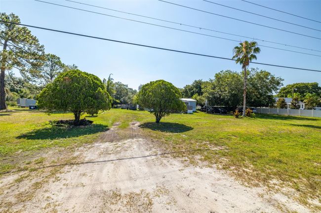 7308 Boyette Road, House other with 3 bedrooms, 2 bathrooms and null parking in Wesley Chapel FL | Image 12