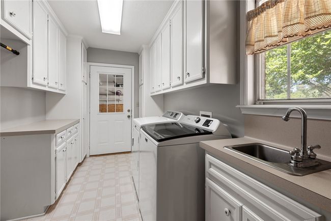236 N Golfview Dr, House other with 3 bedrooms, 3 bathrooms and null parking in Hilltop Lakes TX | Image 20