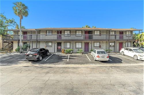 28b3-6328 Newtown Cir, TAMPA, FL, 33615-3619 | Card Image