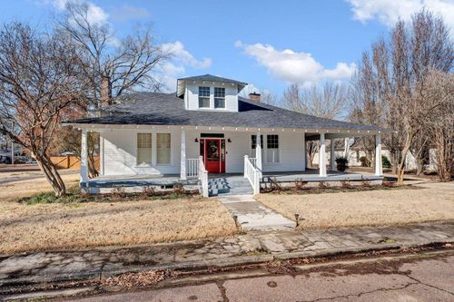 15 2nd St, Rossville, TN, 38066-3839 | Card Image