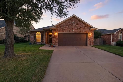 4328 Twinleaf Dr, Crowley, TX, 76036-8916 | Card Image