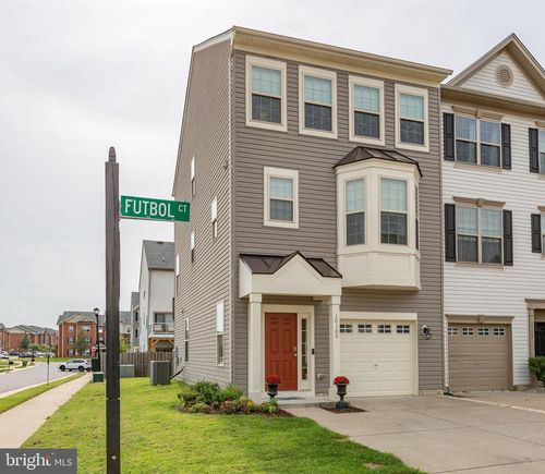 10100 Futbol Ct, FREDERICKSBURG, VA, 22408-9620 | Card Image