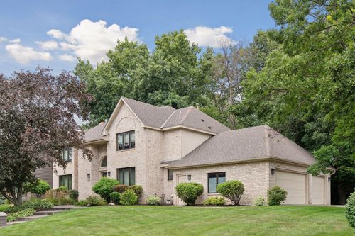 10000 30th Ave N, Plymouth, MN, 55441-3144 | Card Image