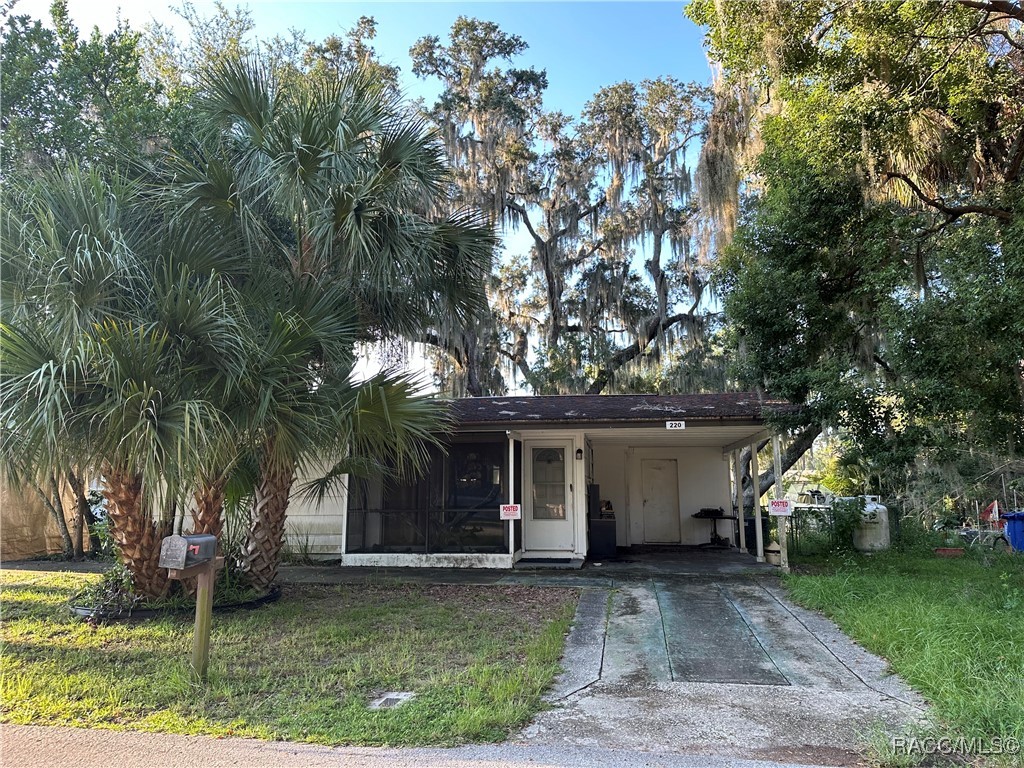 7th Ter, Crystal River, FL 34428