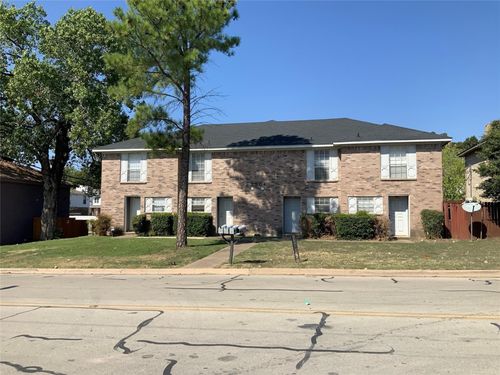 b-7504 Chapin Rd, Fort Worth, TX, 76116-7747 | Card Image