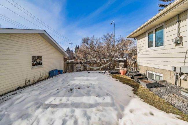 7383 Silver Springs Road Nw, Home with 5 bedrooms, 2 bathrooms and 4 parking in Calgary AB | Image 41